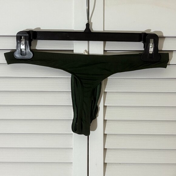 Pikante Castro Thong - Picture 3 of 4